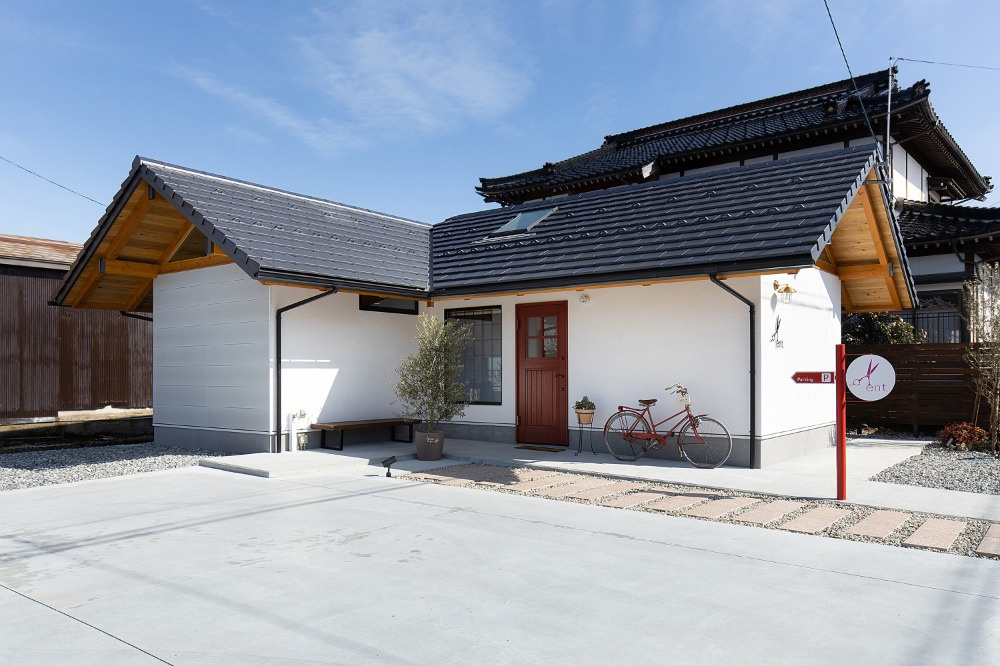 鶴、亀　一対の瓦 縁起のいい瓦！鶴亀瓦！ | 屋根・外壁工事専門店（雨漏り・屋根
